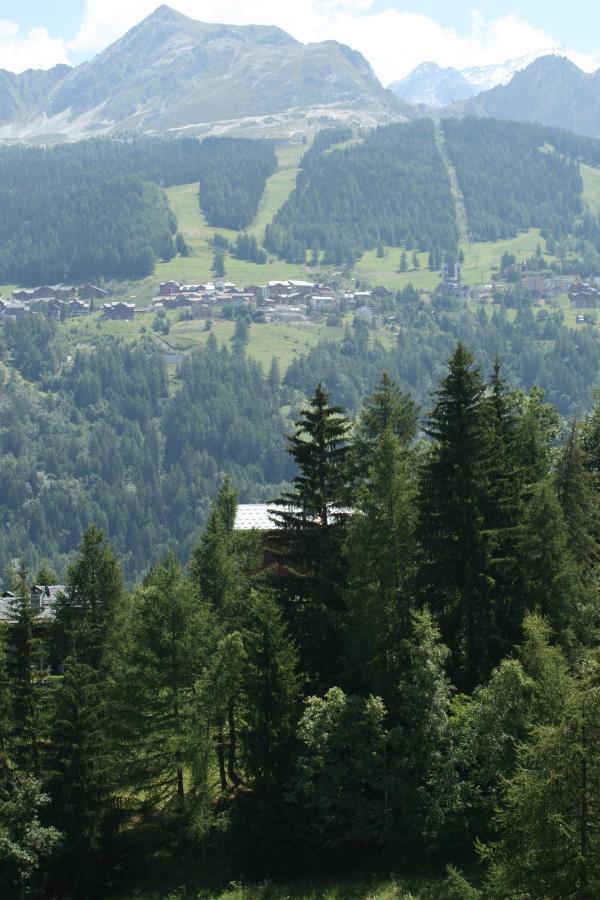 Chalet Miravidi, Montchavin-La Plagne, Jacuzzi & Sauna Exterior photo